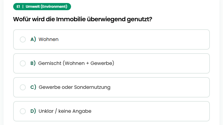 Frage im ESG-Kurzcheck zur überwiegenden Nutzung einer Immobilie mit Auswahloptionen Wohnen, gemischte Nutzung oder Gewerbe.